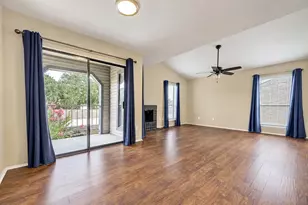 2025 Augusta Dr, Houston, TX 77057 - Photo 7