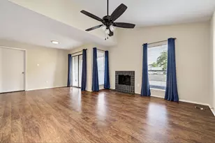 2025 Augusta Dr, Houston, TX 77057 - Photo 5