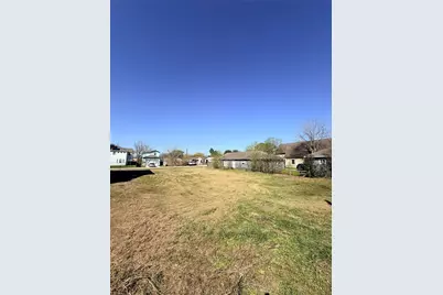 5004 Higgins Street, Houston, TX 77033 - Photo 1