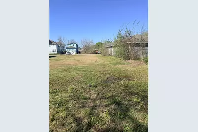 5004 Higgins Street, Houston, TX 77033 - Photo 5