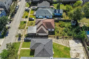 919 Lawrence St, Houston, TX 77008 - Photo 5