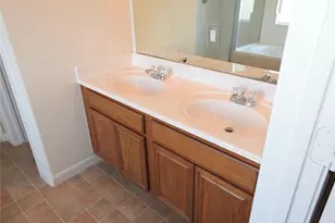 2011 Wildbrook Canyon Ln, Katy, TX 77449 - Photo 9