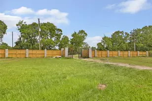 2809 County Rd 676, Dayton, TX 77535 - Photo 5