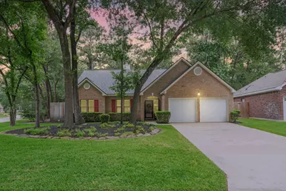 35 N Pathfinders Circle, The Woodlands, TX 77381 - Photo 3