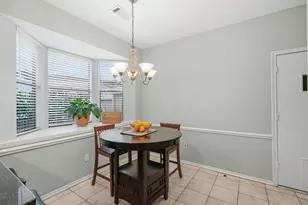 35 N Pathfinders Cir, The Woodlands, TX 77381 - Photo 17
