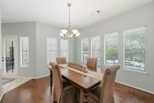 35 N Pathfinders Cir, The Woodlands, TX 77381 - Photo 13