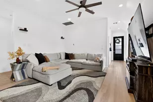 27022 Coco Flower Ln, Katy, TX 77493 - Photo 5
