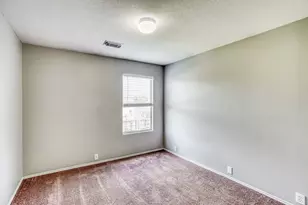 914 Eagles Glide Dr, Houston, TX 77090 - Photo 13