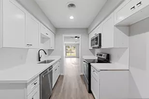 2689 Gessner Rd, Houston, TX 77080 - Photo 9