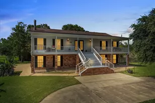 518 Seagrove St, La Porte, TX 77571 - Photo 1