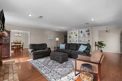 518 Seagrove Street, La Porte, TX 77571 - Photo 9
