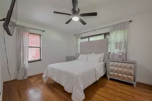 8057 Ridgeview Dr, Houston, TX 77055 - Photo 27