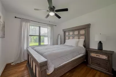 8057 Ridgeview Drive, Houston, TX 77055 - Photo 31
