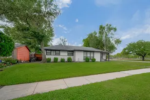 8057 Ridgeview Dr, Houston, TX 77055 - Photo 1