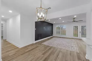 17614 Heritage Bay Dr, Webster, TX 77598 - Photo 11