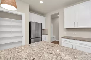 1722 Summerlyn Ter Dr, Houston, TX 77080 - Photo 5
