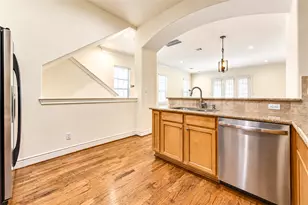1610 Colorado St, Houston, TX 77007 - Photo 17