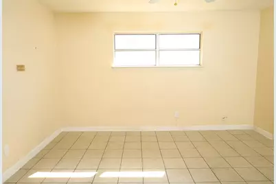 13207 Santa Teresa Road, Houston, TX 77045 - Photo 15
