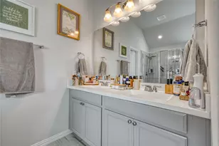 9107 Brett Ct, Mont Belvieu, TX 77523 - Photo 23