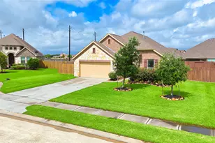 9107 Brett Ct, Mont Belvieu, TX 77523 - Photo 35
