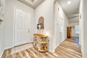9107 Brett Ct, Mont Belvieu, TX 77523 - Photo 5