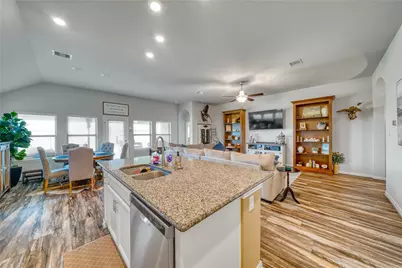 9107 Brett Court, Mont Belvieu, TX 77523 - Photo 13