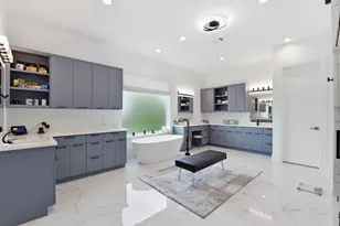 4303 Dorothy St, Bellaire, TX 77401 - Photo 39