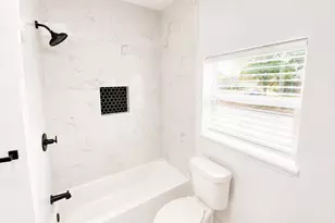 2027 54th St, Galveston, TX 77551 - Photo 19