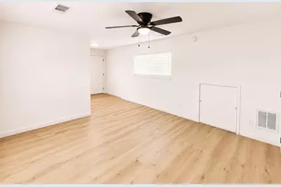 2027 54th Street, Galveston, TX 77551 - Photo 15