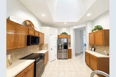 1303 Mayberry Circle, Sugar Land, TX 77479 - Photo 9