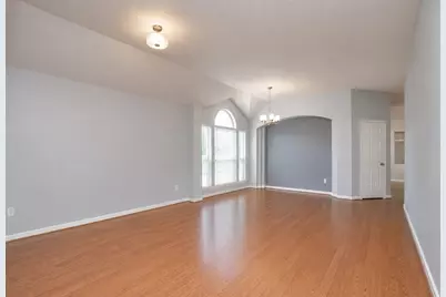 1303 Mayberry Circle, Sugar Land, TX 77479 - Photo 7