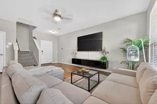 22007 King Hts Ln, Houston, TX 77073 - Photo 9