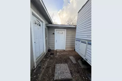 13217 Player Street #B, Houston, TX 77045 - Photo 19