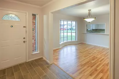 10534 Huntington Wood Drive, Houston, TX 77099 - Photo 3