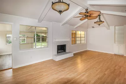 10534 Huntington Wood Drive, Houston, TX 77099 - Photo 7