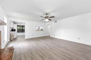 2702 Dove Tree Dr, Alvin, TX 77511 - Photo 13