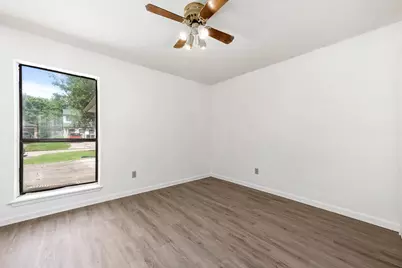 2702 Dove Tree Drive, Alvin, TX 77511 - Photo 19