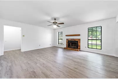 2702 Dove Tree Drive, Alvin, TX 77511 - Photo 9