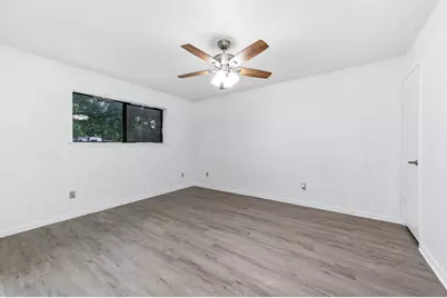 2702 Dove Tree Drive, Alvin, TX 77511 - Photo 21
