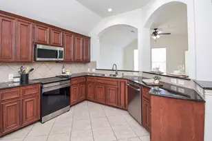 2111 Sailwind Dr, Pearland, TX 77584 - Photo 9