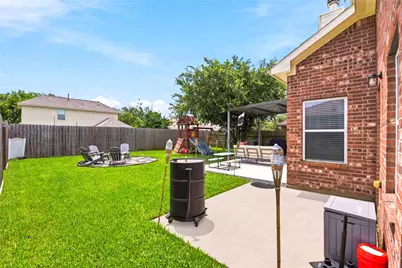 8226 Mandalay Bay Drive, Baytown, TX 77523 - Photo 31