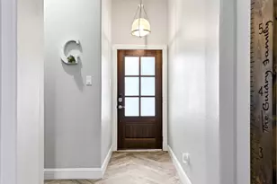 8226 Mandalay Bay Dr, Baytown, TX 77523 - Photo 5