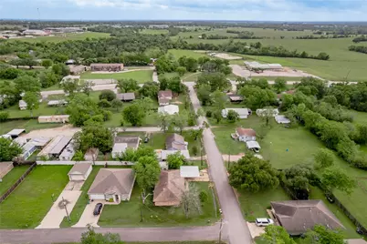 210 Bullard Street, Madisonville, TX 77864 - Photo 47