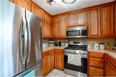 210 Bullard Street, Madisonville, TX 77864 - Photo 17