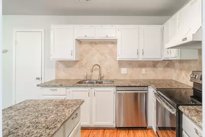 3006 Whetrock Lane, Sugar Land, TX 77479 - Photo 9