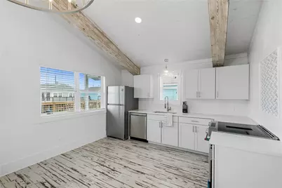 16710 Montego Way, Jamaica Beach, TX 77554 - Photo 13