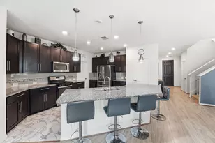 6718 Lindale Springs Ln, Katy, TX 77449 - Photo 7