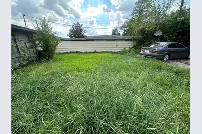 8105 Howard Drive, Houston, TX 77017 - Photo 17