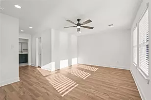 1912 Schweikhardt St St, Houston, TX 77020 - Photo 19