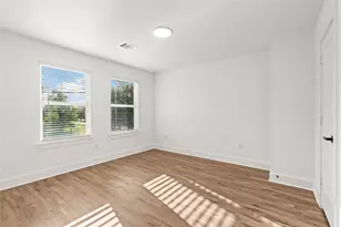 1912 Schweikhardt St St, Houston, TX 77020 - Photo 27